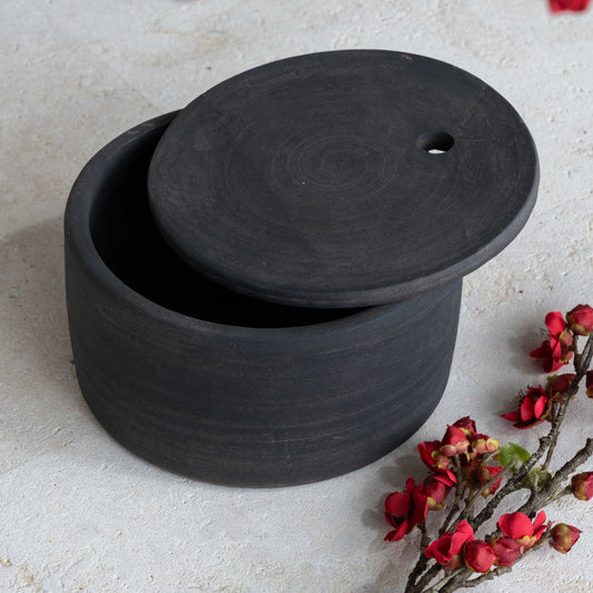 Trove Pot Decorative Clay Storage Container With Lid